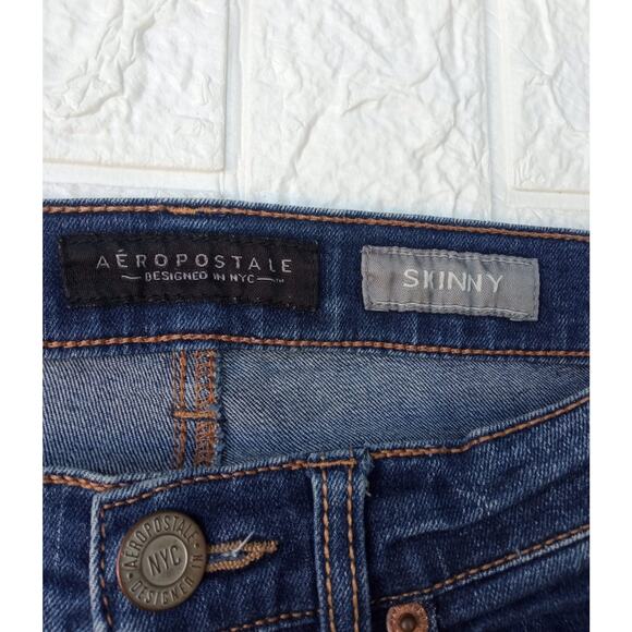 Aeropostale Women's Skinny Jeans Short/Court Dark Wash Denim Size 0 - Picture 2 of 7